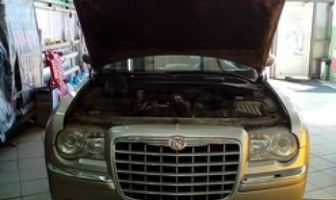 Chrysler 300C 1gen 3.0 D AT (218 л. с.) 2007